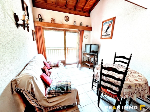 APPARTEMENT F2 DUPLEX - 37,05 m2 - COMBLOUX