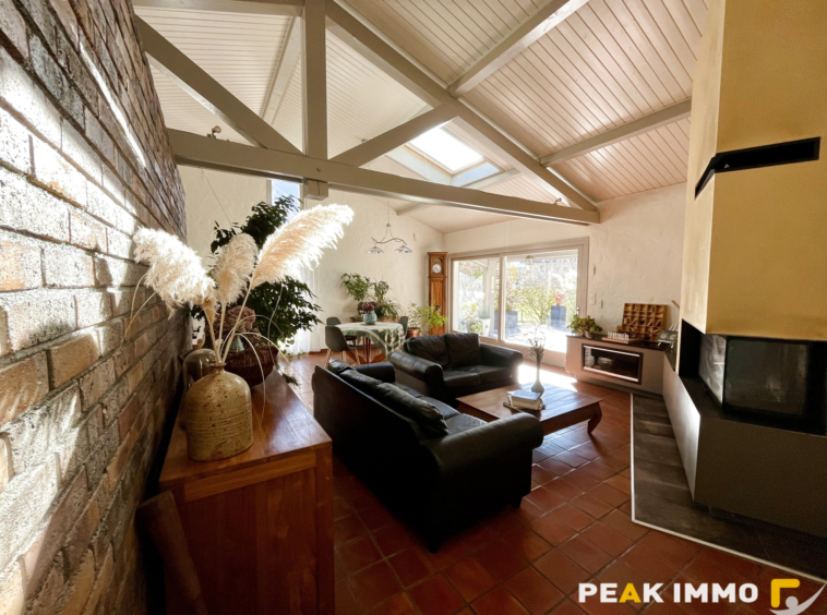 Maison individuelle - 149 m2 habitables + annexes - Magland