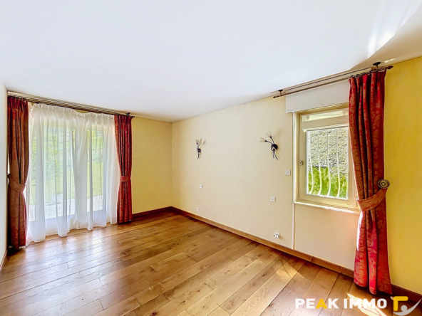 Maison individuelle - 149 m2 habitables + annexes - Magland