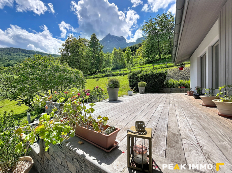 Maison individuelle - 149 m2 habitables + annexes - Magland
