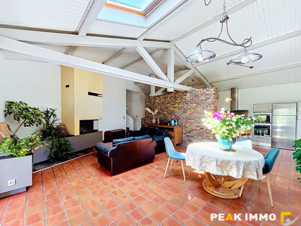 Maison individuelle - 149 m2 habitables + annexes - Magland