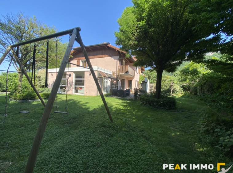 Maison 6 pièces 151 m2 Etrembières - 74100