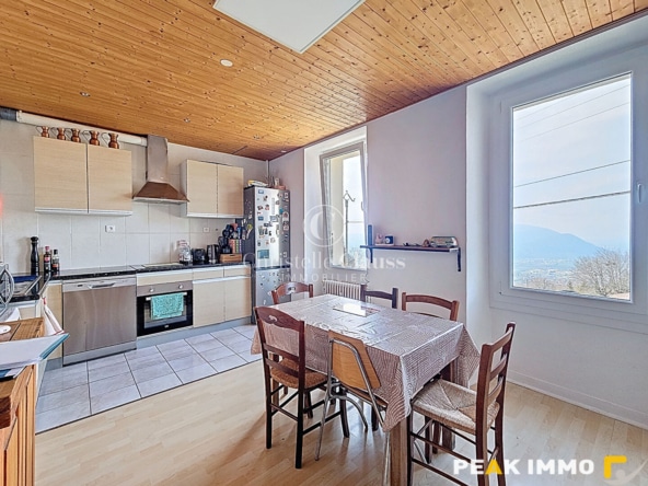 EXCLUSIVITE -LUCINGES -T2 Bis avec terrasse au calme et vue