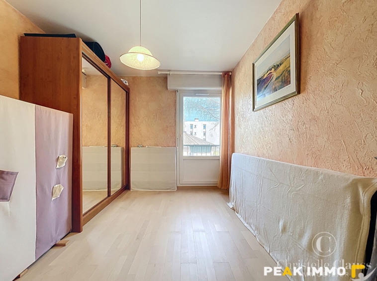 APPARTEMENT T3 -80 M2 - CAVE DE 11m2 - LOGGIA