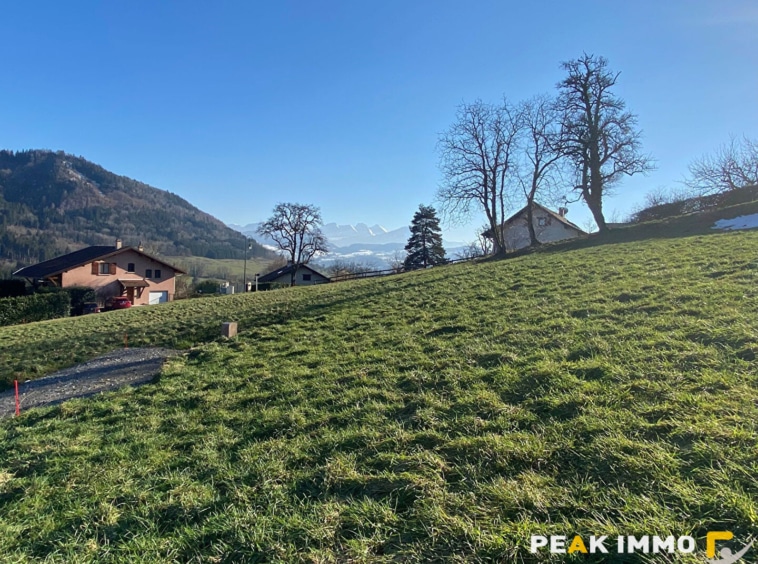 FILLINGES - Terrain constructible de 797 m2