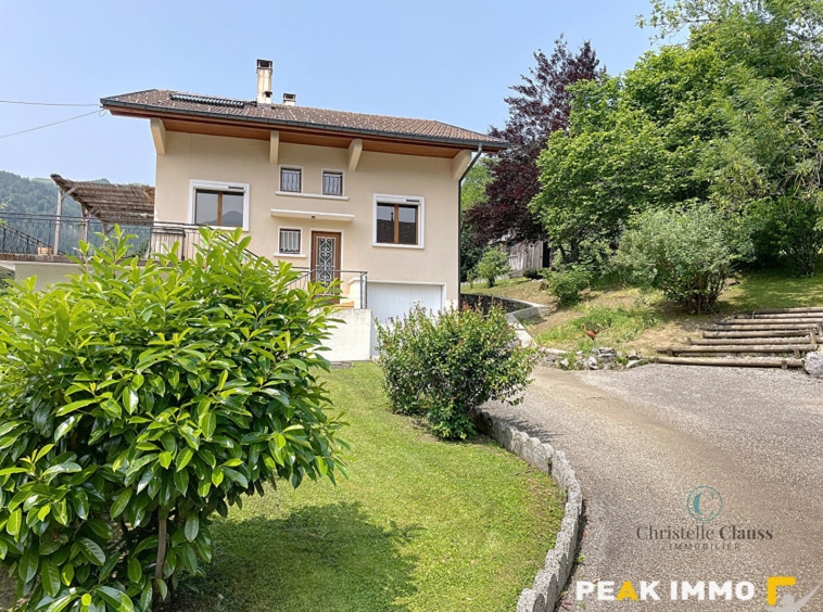 EXCLUSIVITE ONNION GRANDE MAISON 7  PIECES CENTRE VILLAGE