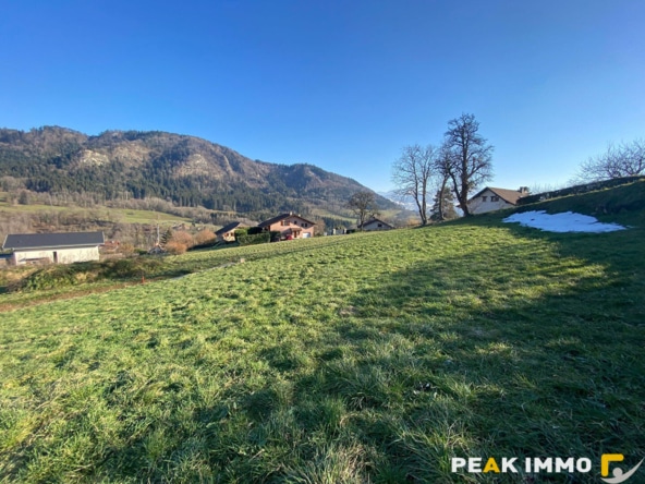 FILLINGES - Terrain constructible de 797 m2
