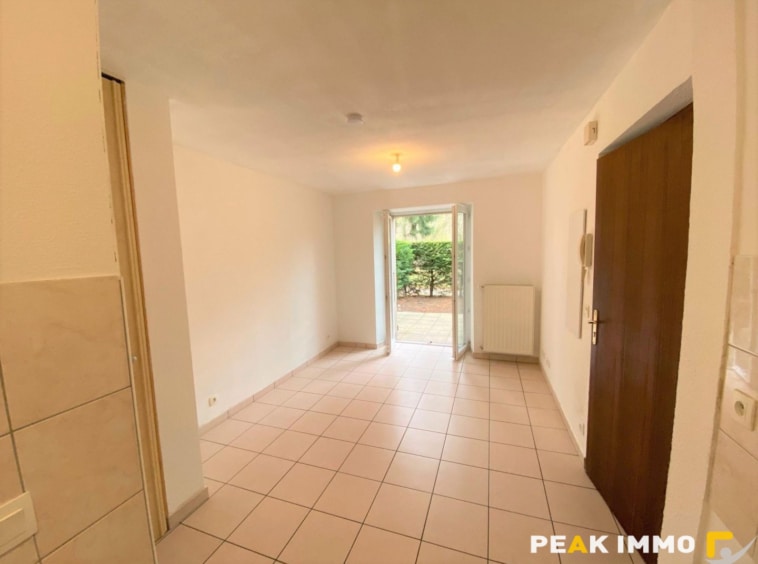 Location appartement 1 pièce - Studio Saint cergues