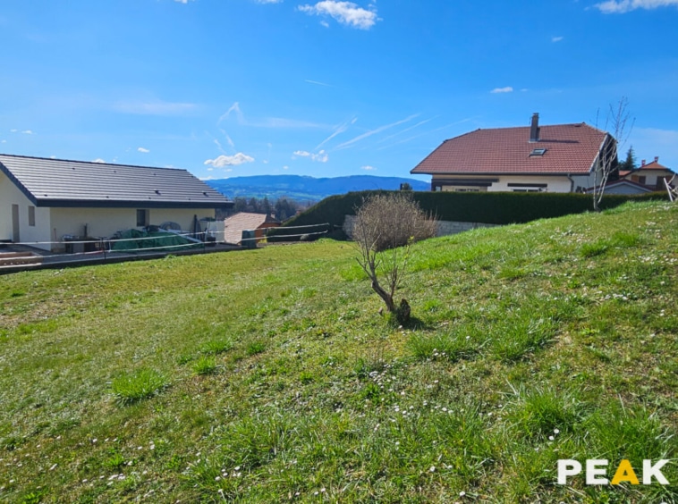 FILLINGES- Terrain pleins sud avec vue dégagée 550 m2