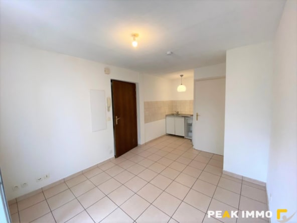 Location appartement 1 pièce - Studio Saint cergues