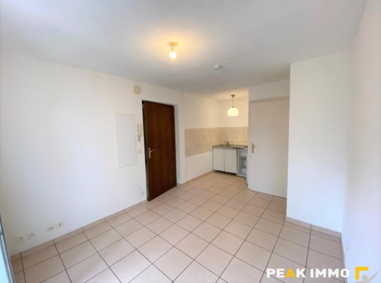 Location appartement 1 pièce - Studio Saint cergues