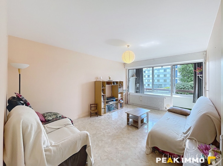 APPARTEMENT T3 -80 M2 - CAVE DE 11m2 - LOGGIA