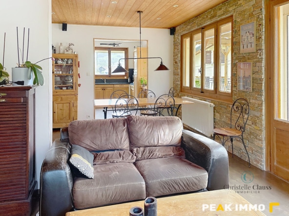 EXCLUSIVITE ONNION GRANDE MAISON 7  PIECES CENTRE VILLAGE