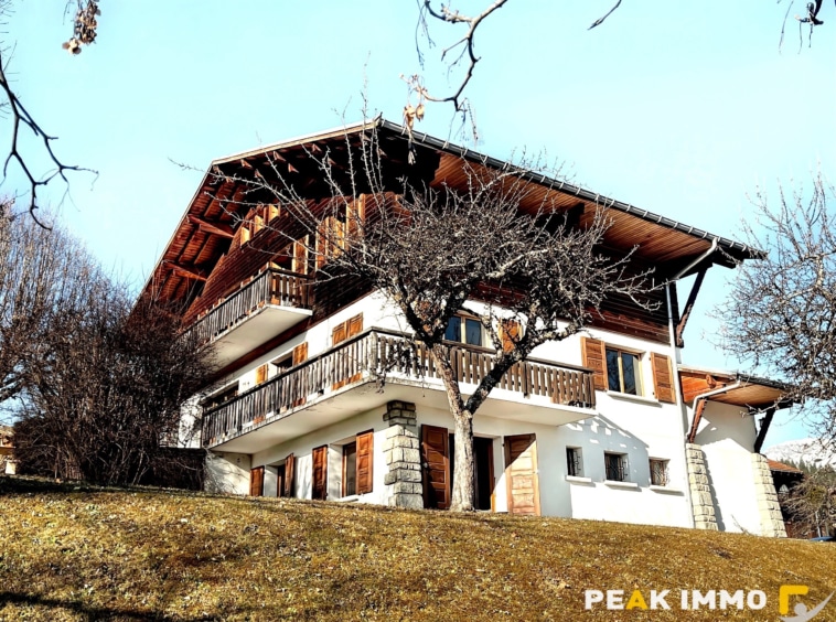 Appartement F4 + studio indépendant - 108.05 m2 - Combloux