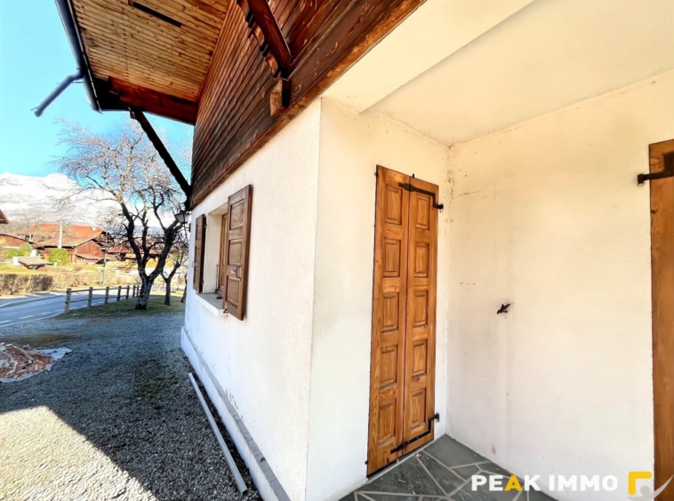 Appartement F4 + studio indépendant - 108.05 m2 - Combloux