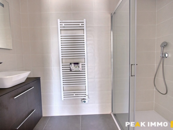 Appartement 4 pièces - 83.90 m2 - Annecy-le-vieux