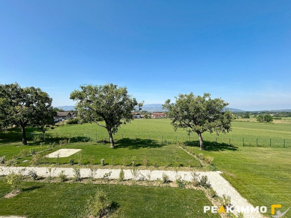 Appartement Fillinges 5 pièce(s) 156.12 m2