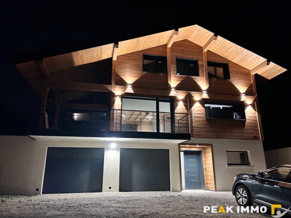 Maison FILLINGES 4 pièce(s) 123 m2