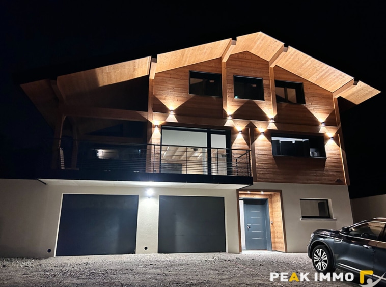 Maison FILLINGES 4 pièce(s) 123 m2