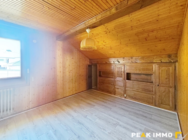 CONTAMINE SUR ARVE- Chalet rénové sur 600 m2 de terrain