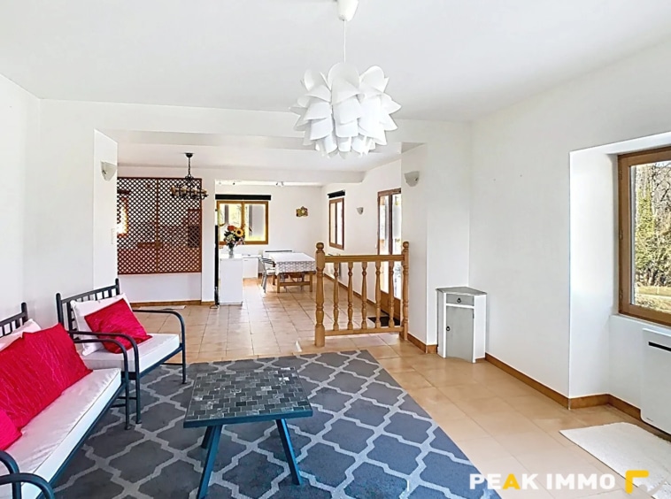 Maison - 4 chambres - 160 m2 - DOUSSARD