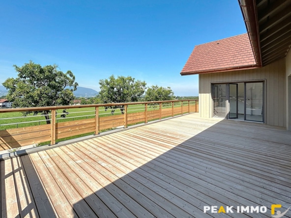 Appartement Fillinges 5 pièce(s) 156.15 m2