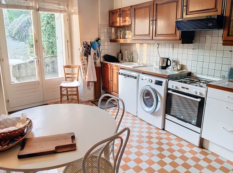BONNE - Maison 7 pièces 162.37 m2