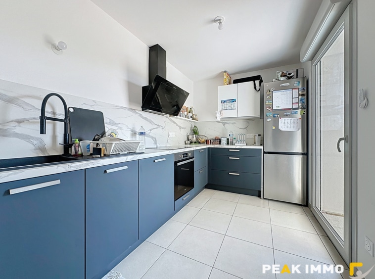Appartement 3 pièces - 69 m2 - Sales