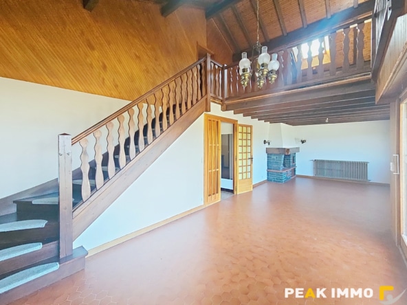 CONTAMINE SUR ARVE- Chalet rénové sur 600 m2 de terrain