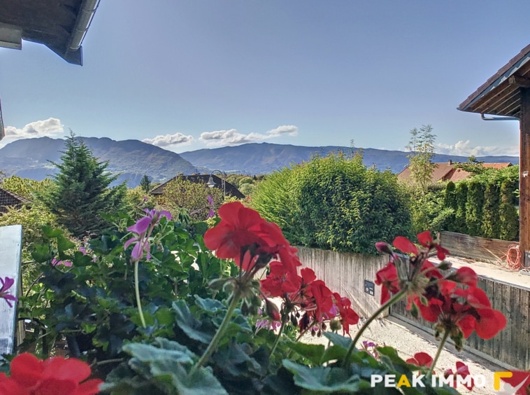 VIAGER - Maison de village - 5 pièces - 90 m2 - VEREL DESSUS