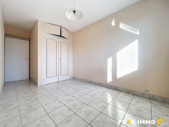 APPARTEMENT 3 PIECES 56m2 - SECTEUR ANNECY -BALCON - PLACE D