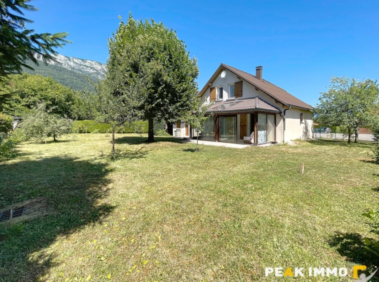 À vendre   Maison 108 m2 à Doussard, proche des commodités
