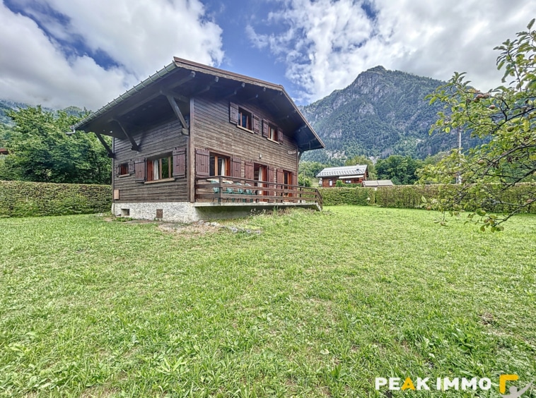 Chalet de 5 pièces 86 m2 utiles avec mazot - SERVOZ