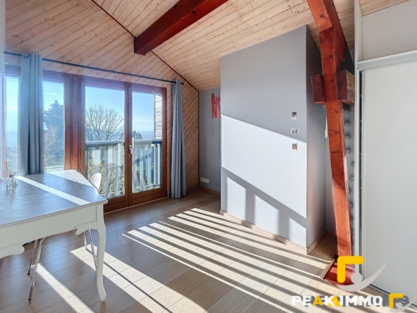 Maison Cranves Sales 203m2