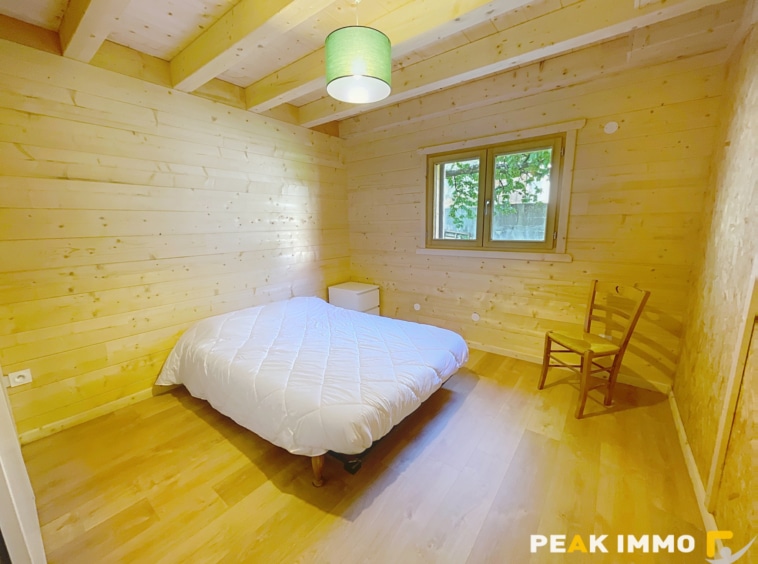 Chalet en Madrier à Giez 152 m2