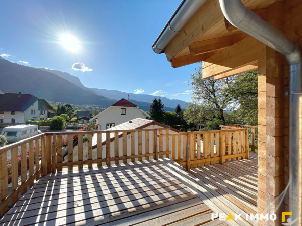 Chalet en Madrier à Giez 152 m2