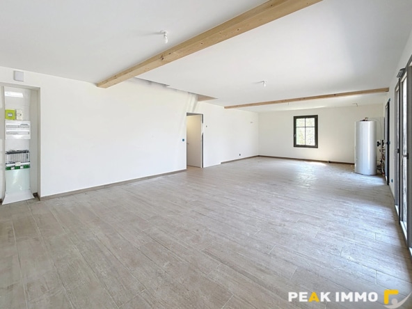 Appartement Fillinges 5 pièce(s) 156.15 m2