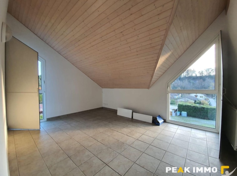 BONNE : maison 4 pièces à louer