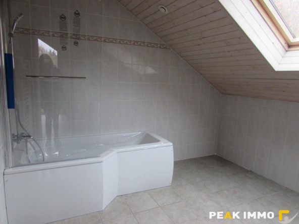 BONNE : maison 4 pièces à louer