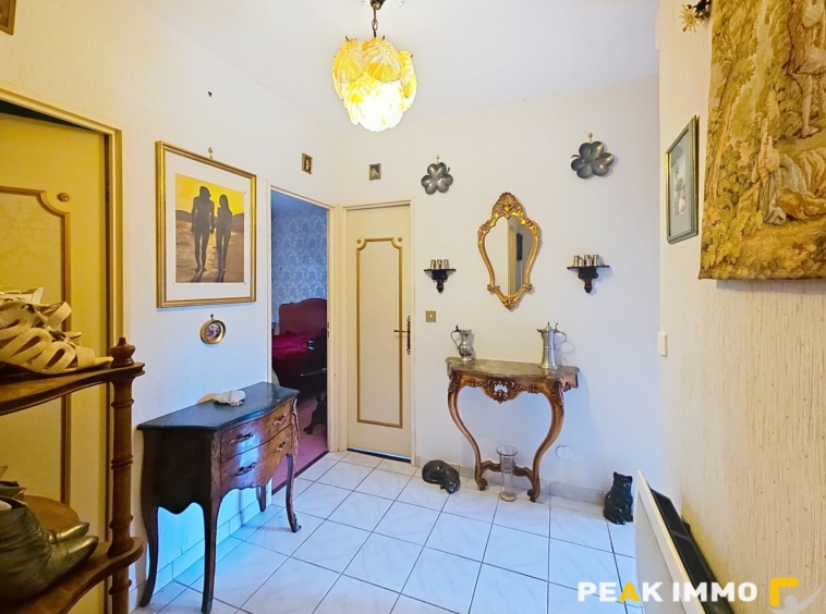 Maison 7 pièces 172 m2-Juvigny