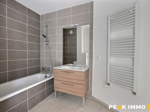 appartement T3  68 M2 LA BALME de SILLINGY