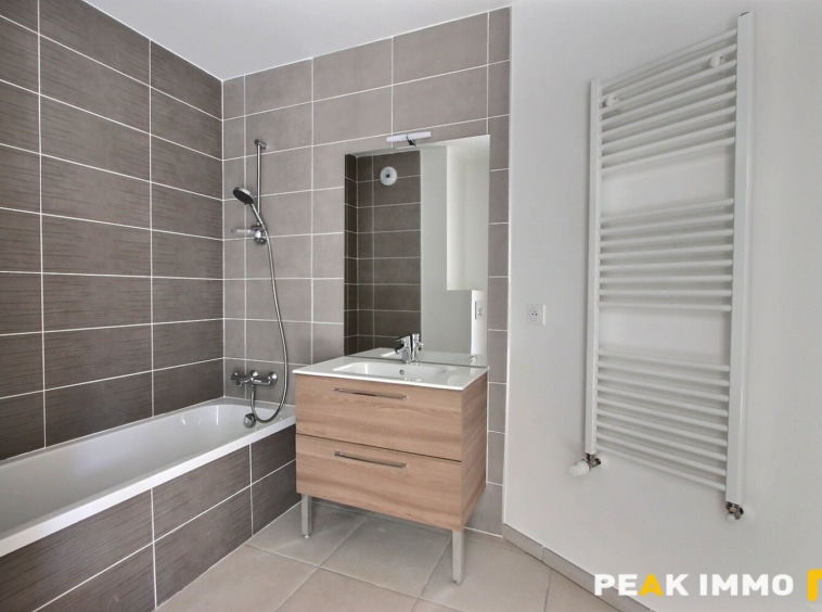appartement T3  68 M2 LA BALME de SILLINGY