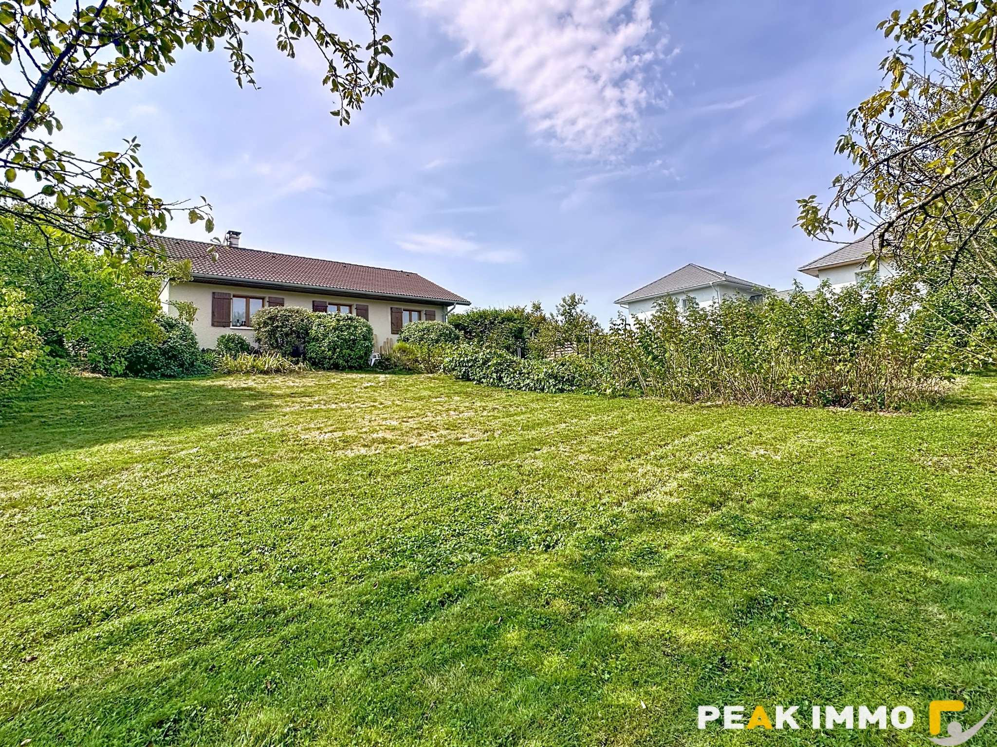 Maison 4 pièces - 92 m2 - Sales