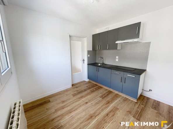 Appartement ETREMBIERES 1 pièce(s) 26.04m2