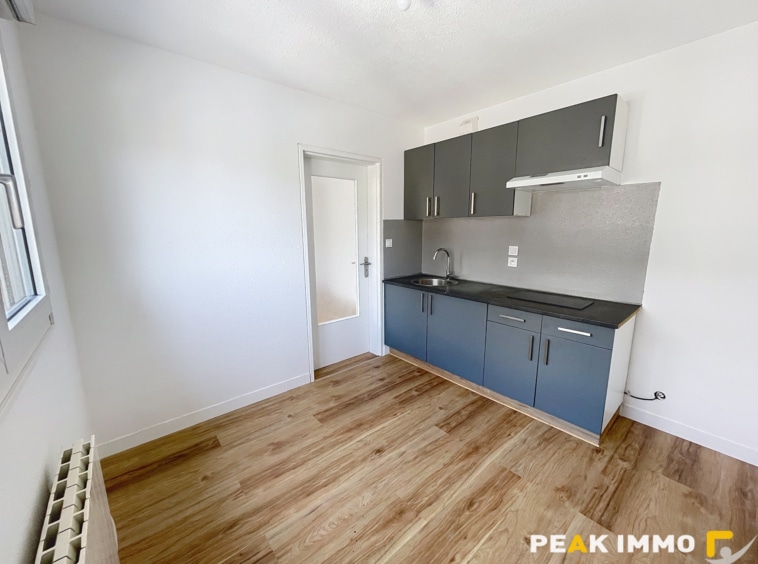 Appartement ETREMBIERES 1 pièce(s) 26.04m2
