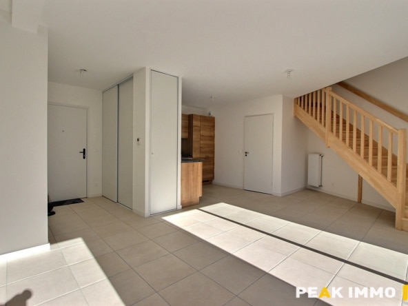appartement T3  68 M2 LA BALME de SILLINGY