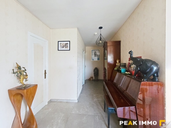 Maison 4 pièces 106 m2-Cranves Sales