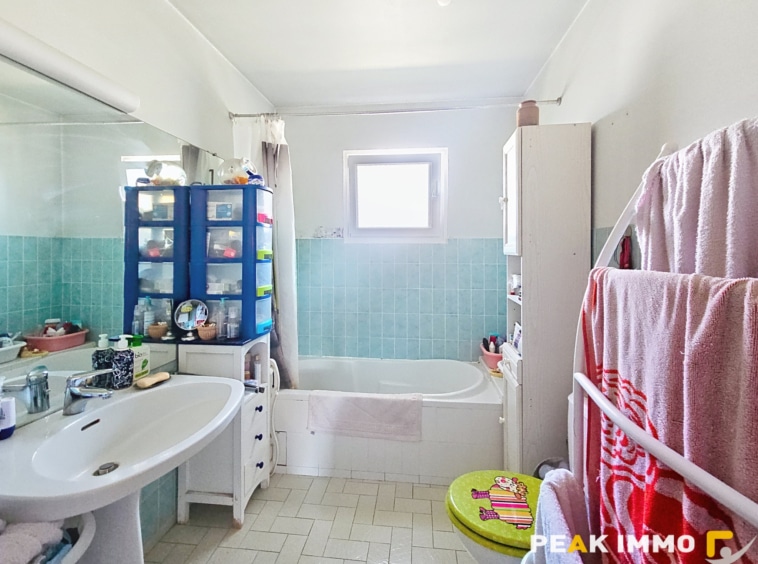 Maison 4 pièces 106 m2-Cranves Sales