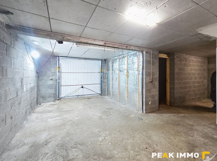 CHATILLON SUR CLUSE- Maison Familiale MCA de 2002 -1205 m2 d