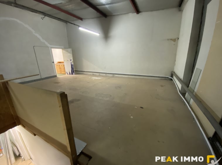 Local commercial 240 m2 Sallanches